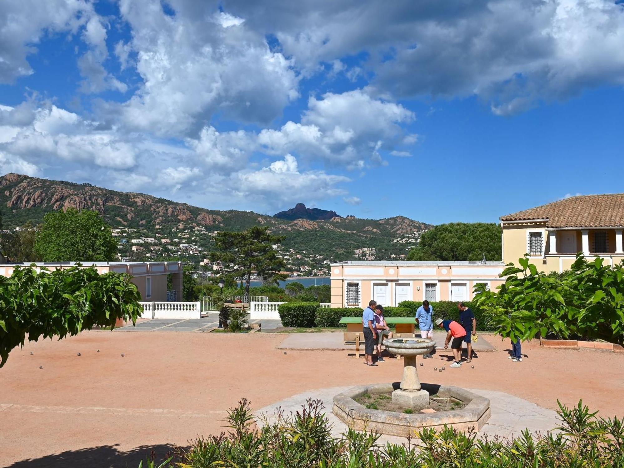 Apartment Village Cap Esterel - L'Esquinade-97 By Interhome Saint-Raphaël Εξωτερικό φωτογραφία